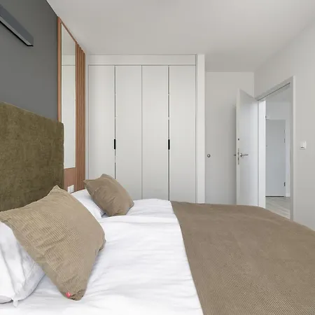 Luksusowy Z Parkingiem I W Zakopanem By Renters Prestige *
